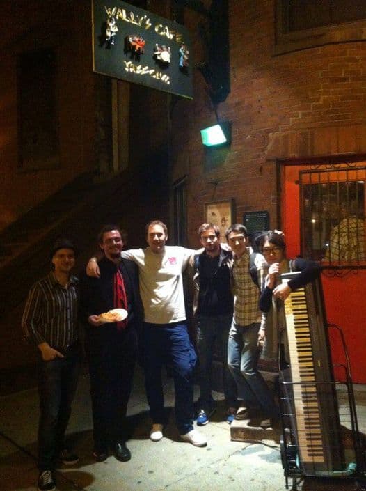 P2P 썸네일 이미지